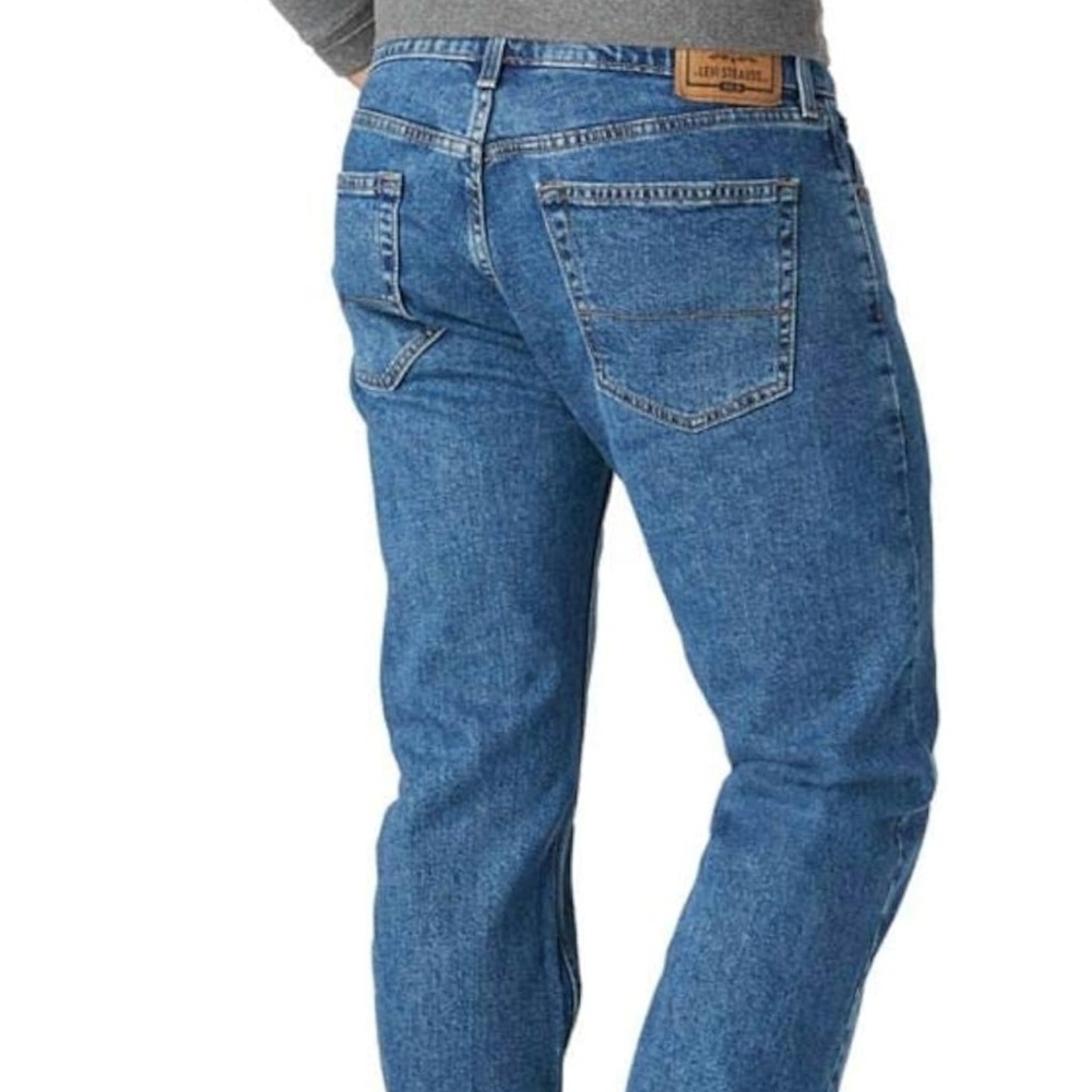 Signature Levi Strauss Gold Denim Jeans Men's Size 42x32 Blue Relaxed Fit